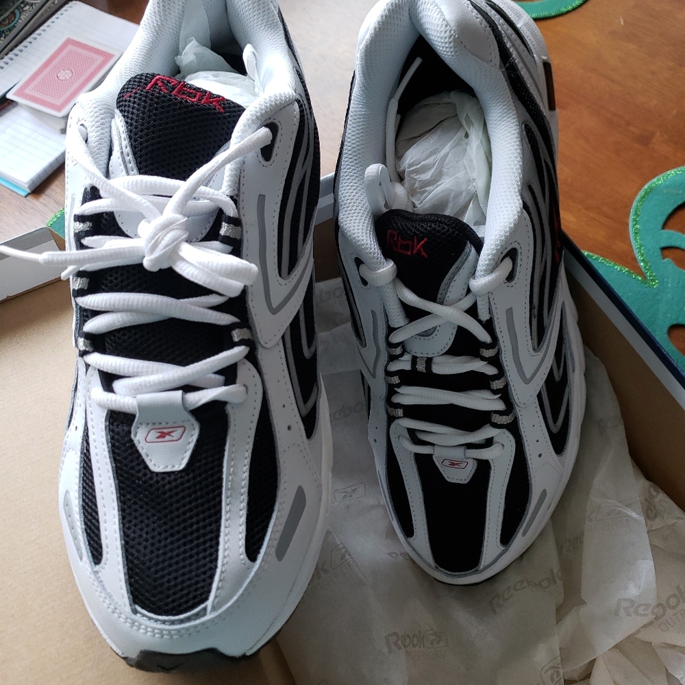 Reebok tennis shoes mens